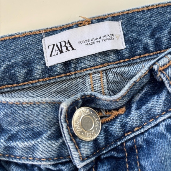 ZARA Women's High Rise High Waist Wide Leg Straight Leg Medium Wash Jeans Sz 4 - Picture 5 of 8